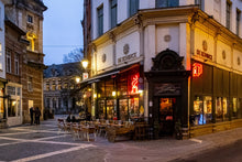 Lade das Bild in den Galerie-Viewer, Die Altstadt in Antwerpen