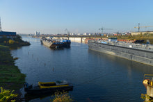 Lade das Bild in den Galerie-Viewer, Werftshooting im Ruhrgebiet