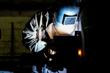 Lade das Bild in den Galerie-Viewer, Werftshooting im Ruhrgebiet