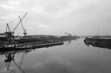 Lade das Bild in den Galerie-Viewer, Werftshooting im Ruhrgebiet