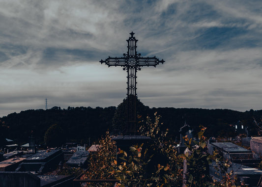 Ewige Schönheit - Eine Fotografische Reise über Friedhöfe