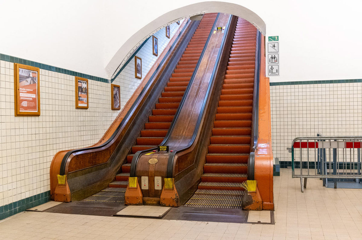 Rolltreppen aus Holz, noch immer in Betrieb