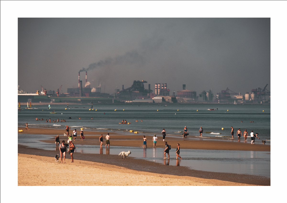 Strand und Stahlwerk Dunkerque – Art Print A4, Vorderseite
